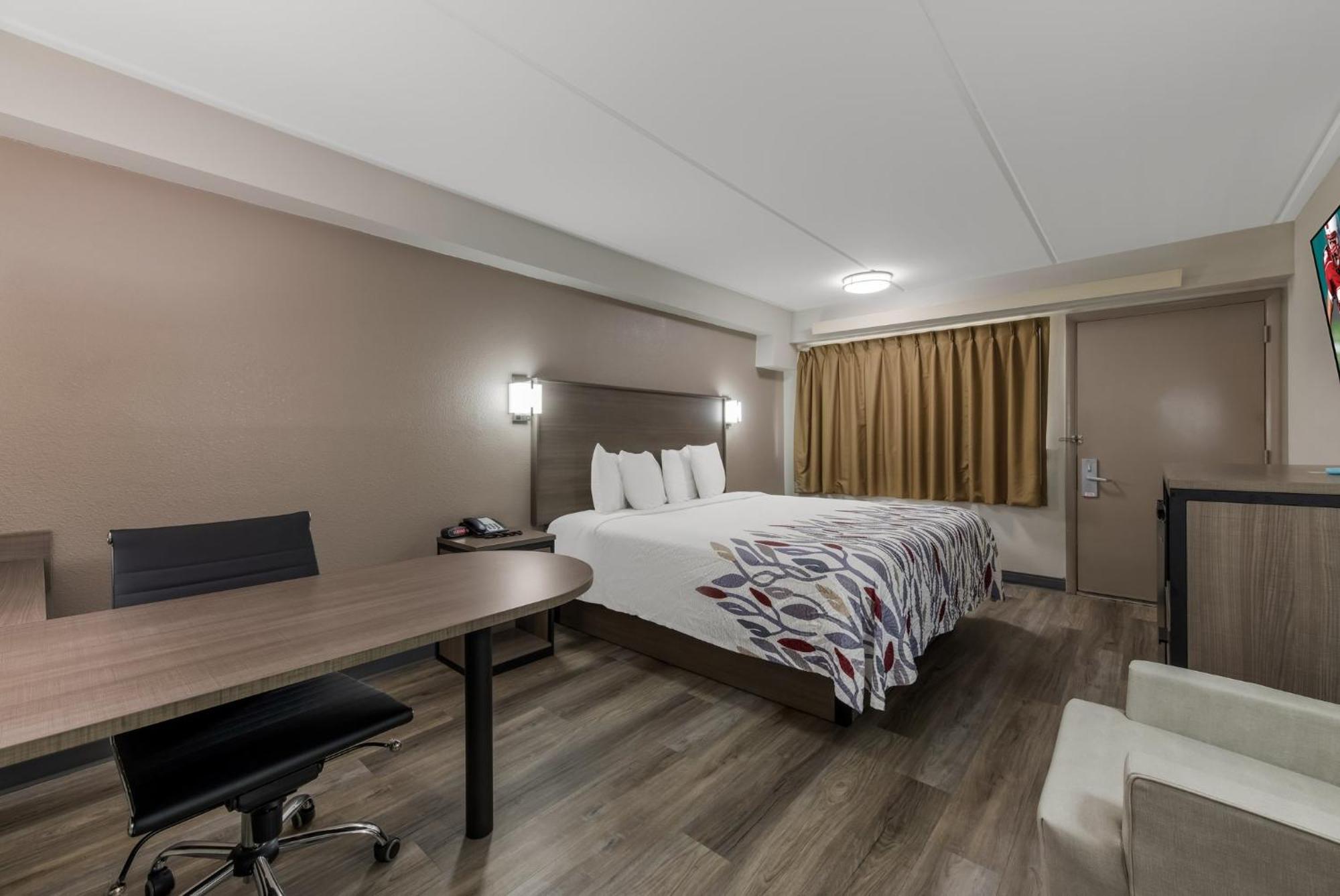 Red Roof Inn Гікорі Екстер'єр фото